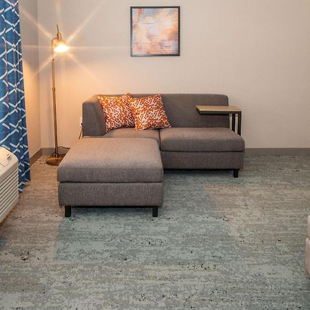 Hilton Garden Inn Mattoon, Il מראה חיצוני תמונה